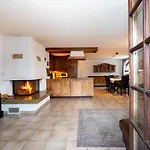Haus Zer Weidu צרמט